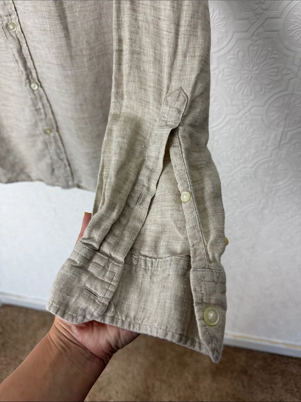 Banana Republic 100% Linen Button‎ Down Shirt Men’s Medium Beige Camden Fit
